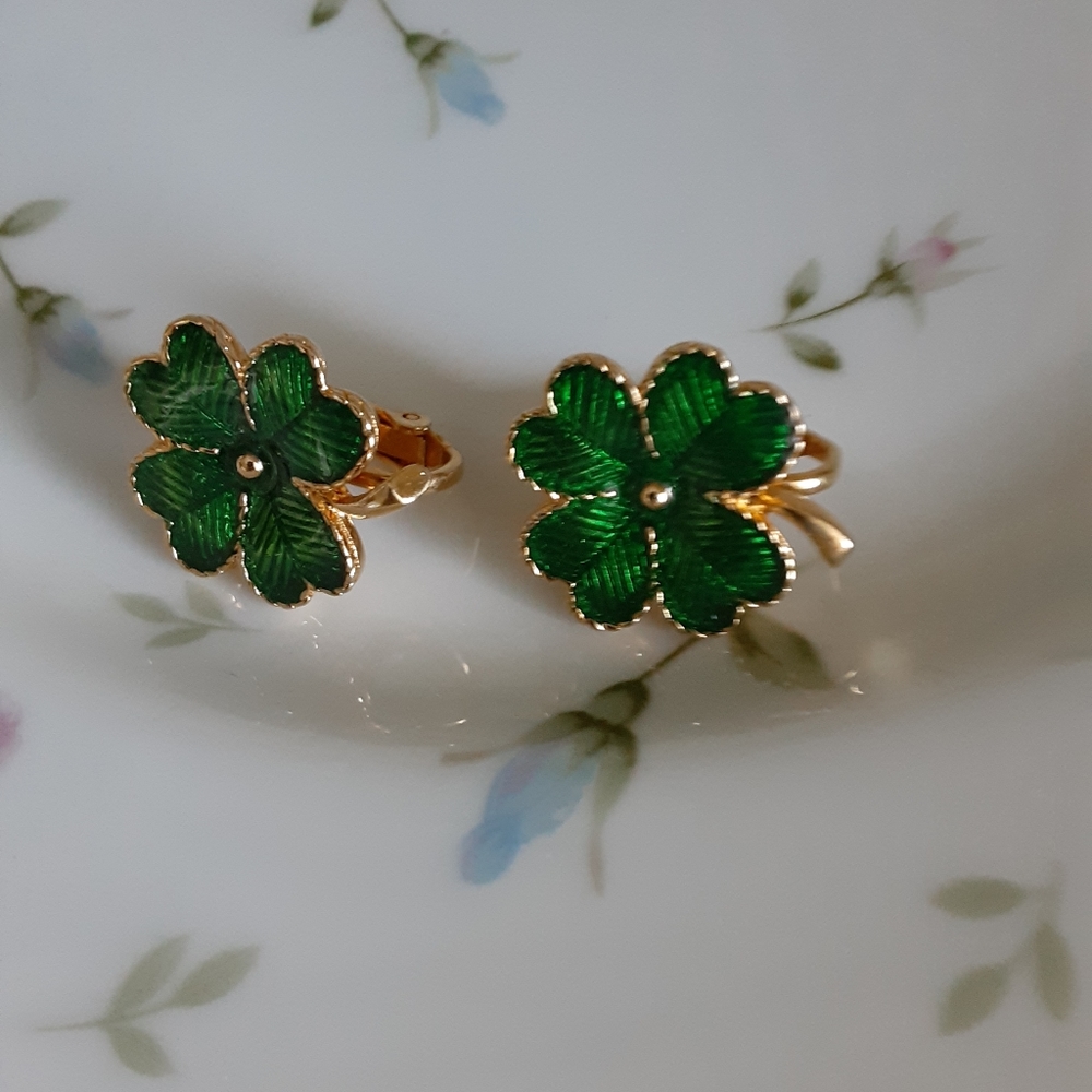 Shamrock Earrings